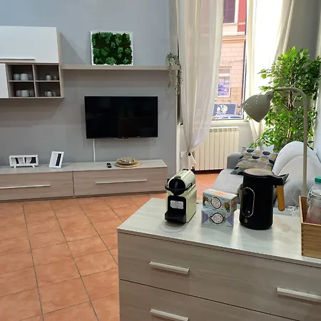 'la Lanterna' Nel Centro Di Frascati