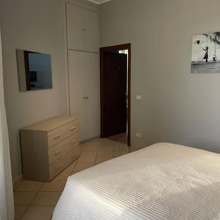 'la Lanterna' Nel Centro Di * Frascati